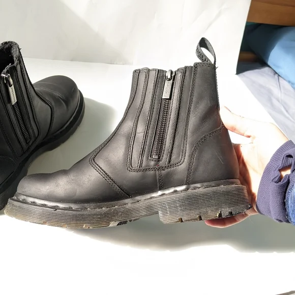 Dr Martens Alyson Boots size 8 in EUC - Picture 9 of 11
